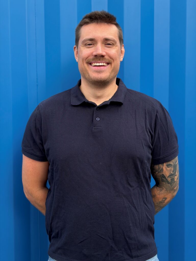 Oliver Dahlin, säljare på LCS Container Solutions